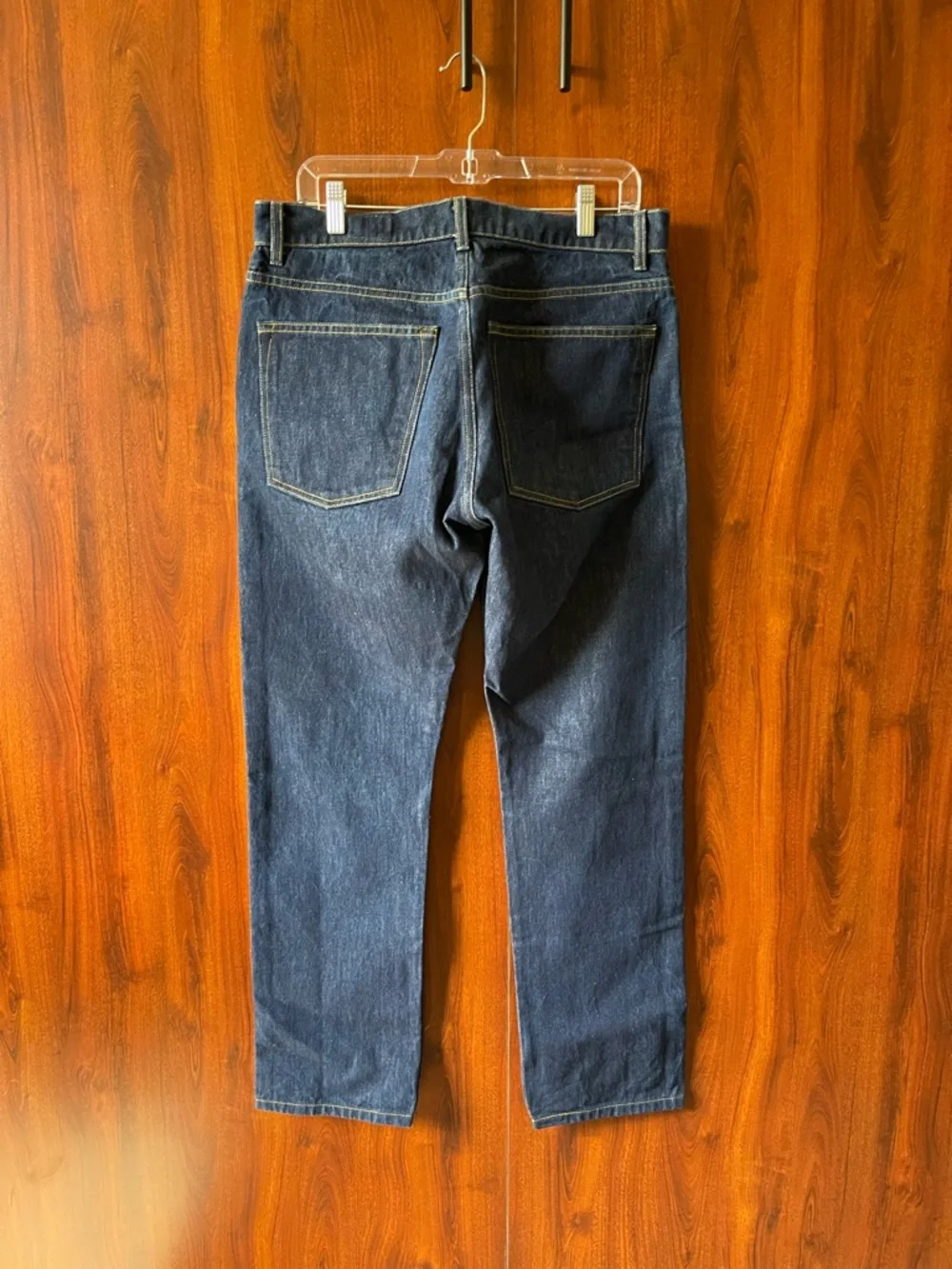 imogene + willie Dark Blue Relaxed Men's Jeans Barton fit Button Fly - Picture 4 of 4